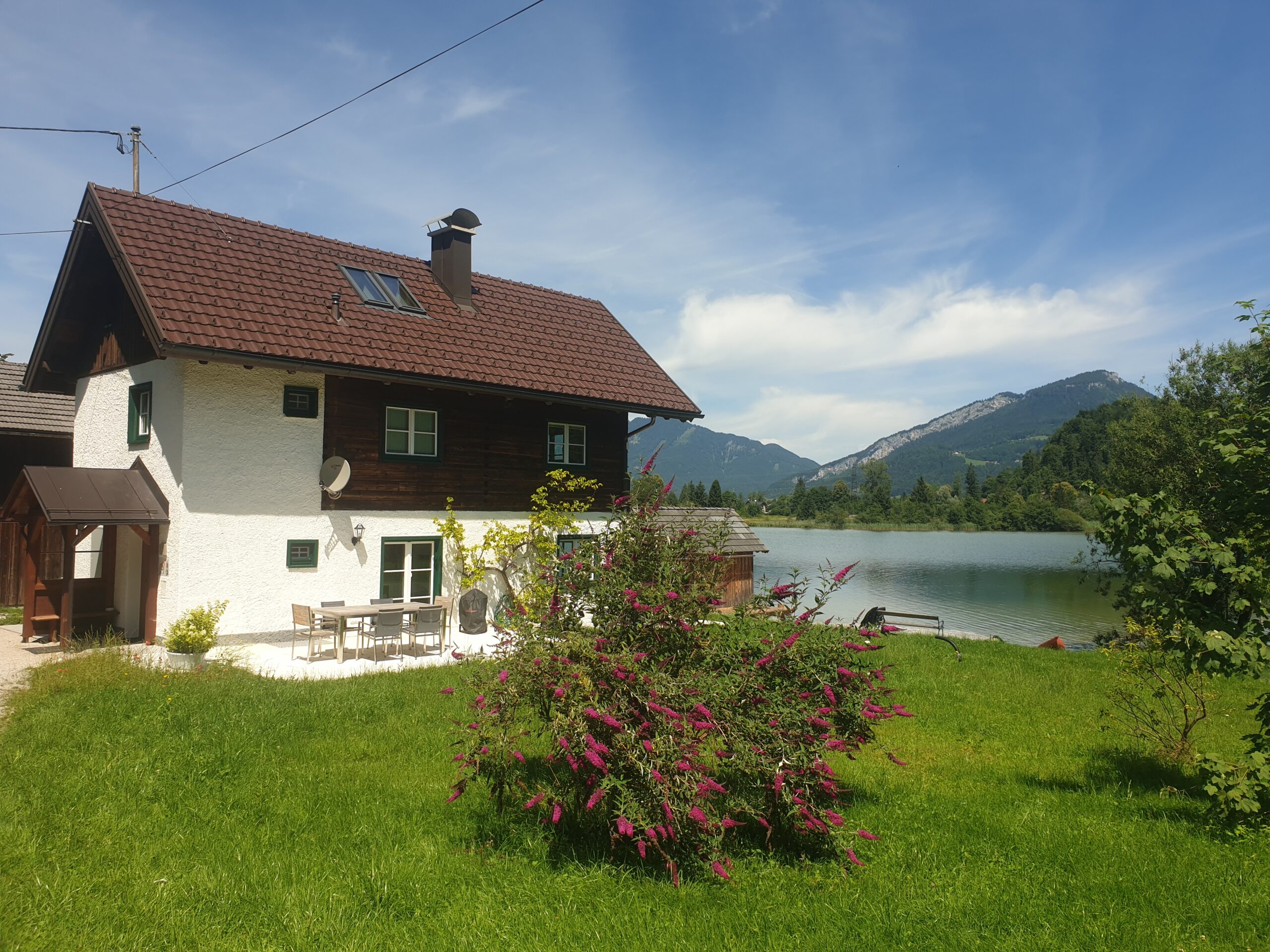 Ferienhaus im Salzkammergut mit eigenem Seegrund